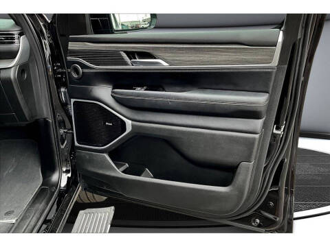 2024 Jeep Wagoneer L Series III