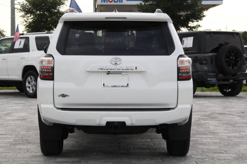 2024 Toyota 4Runner SR5