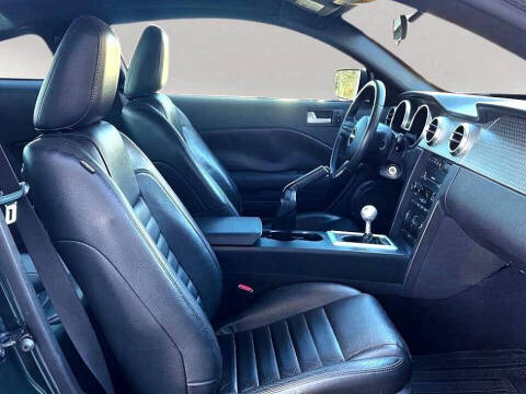 2008 Ford Mustang GT Deluxe