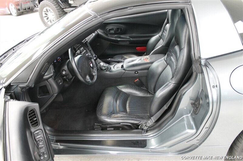 2003 Chevrolet Corvette 8