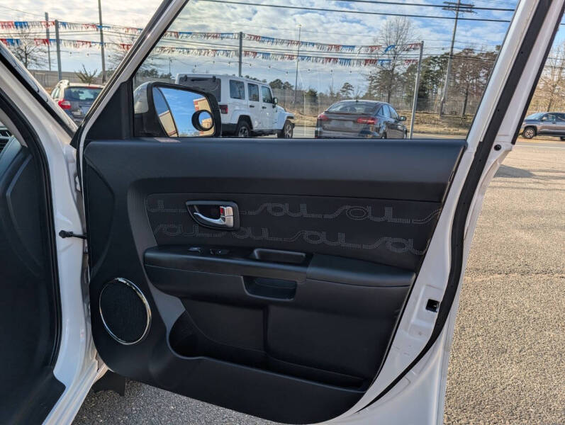 2012 Kia Soul +