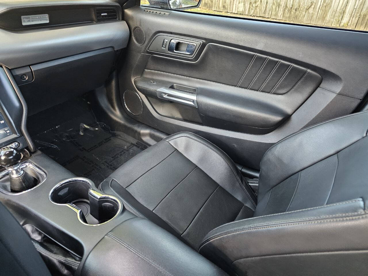 2015 FORD Mustang Coupe - $21,025