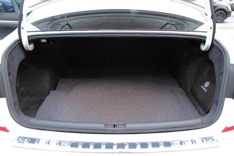 2021 Volkswagen Passat SE