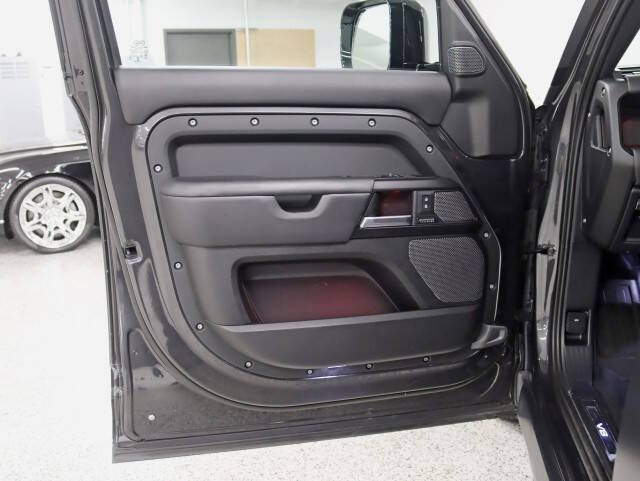 2023 Land Rover Defender