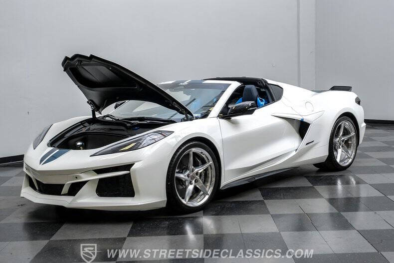 2024 Chevrolet Corvette E-Ray