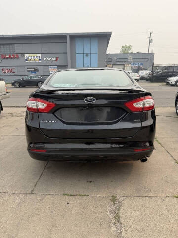 2014 Ford Fusion SE