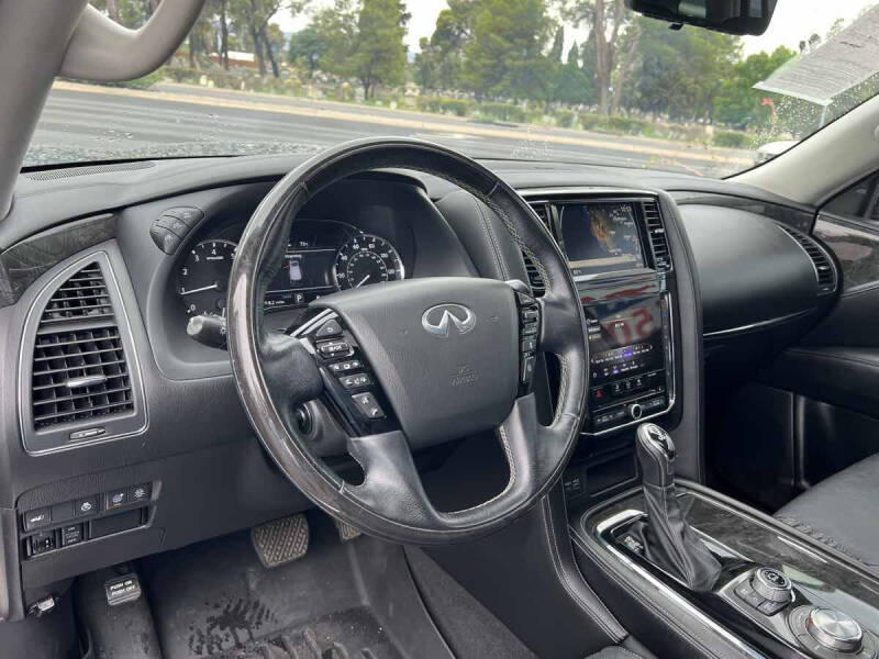 2020 Infiniti QX80 Luxe