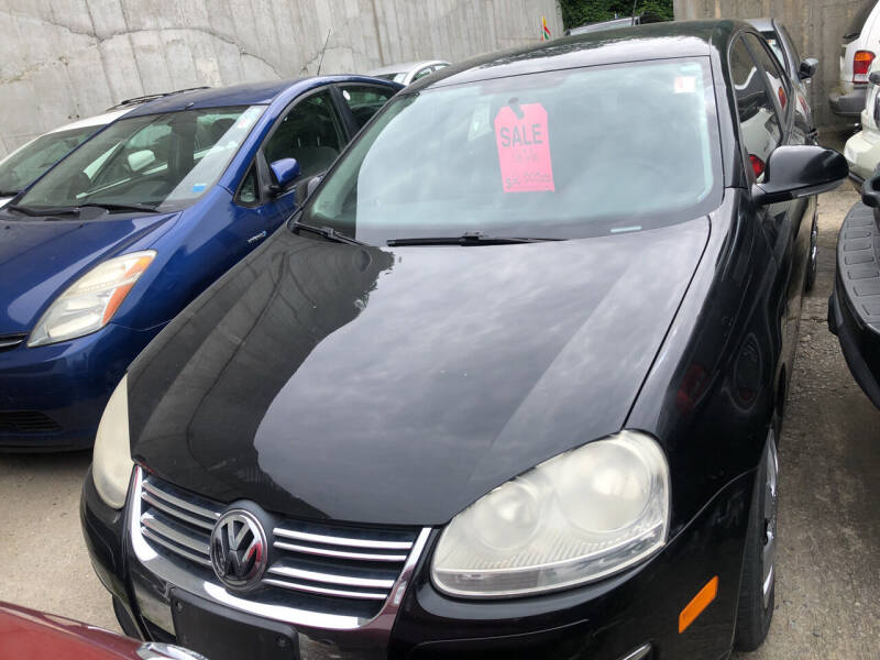 2007 Volkswagen Jetta for sale at Deleon Mich Auto Sales in Yonkers NY