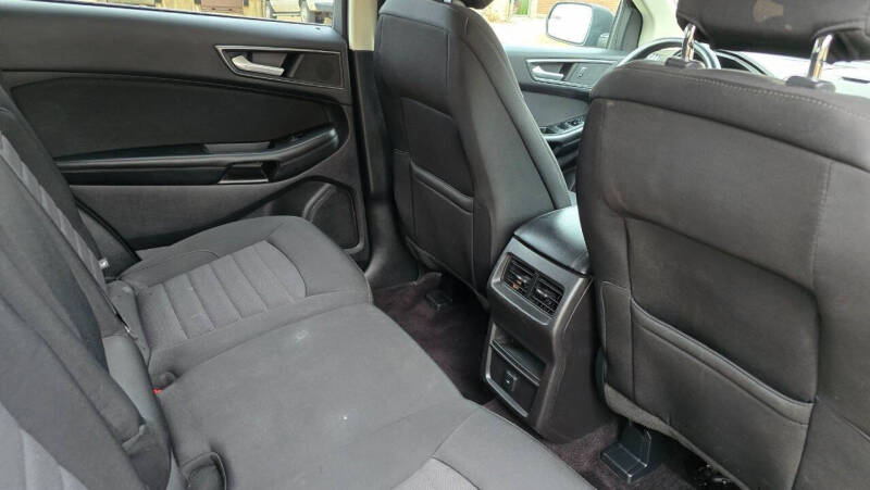 2017 Ford Edge SE
