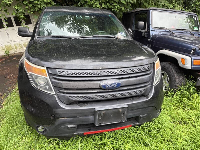 2015 Ford Explorer Base's photo