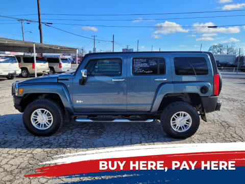 2006 HUMMER H3 for sale at Meadows Motor Company in Cleburne TX
