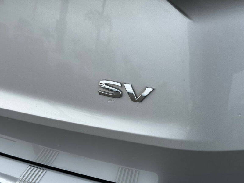 2021 Nissan Rogue SV