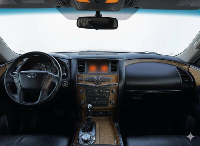 2014 Infiniti QX80