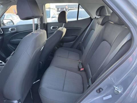 2023 Hyundai Venue SE