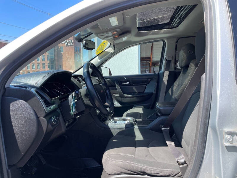 2015 GMC Acadia SLE-2