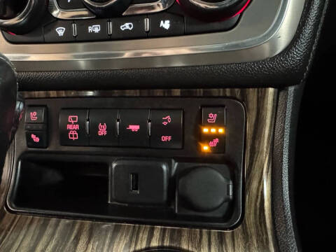 2015 GMC Acadia Denali