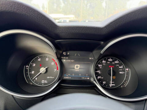 2022 Alfa Romeo Stelvio Sprint