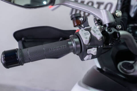2016 Ducati Multistrada 1200 Enduro