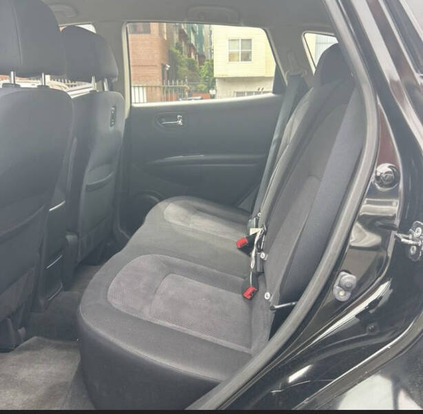 2011 Nissan Rogue S