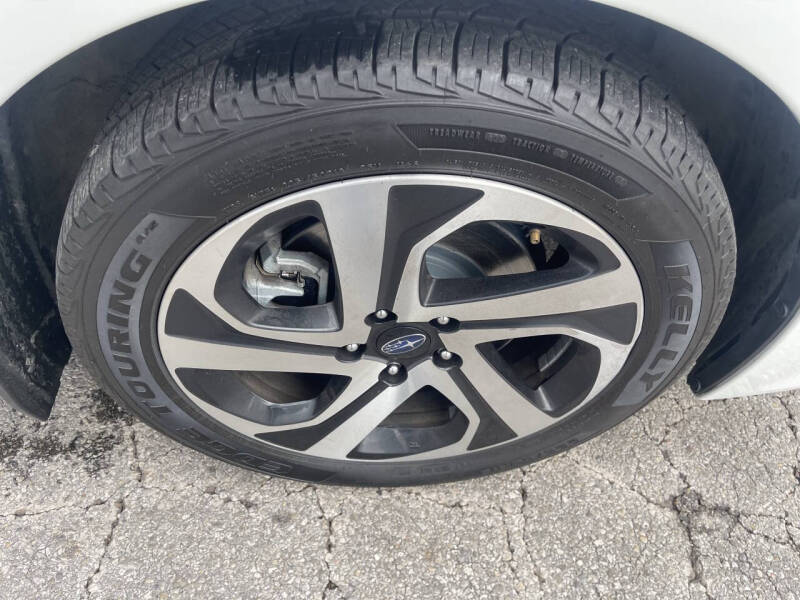 2022 Subaru Legacy Limited XT