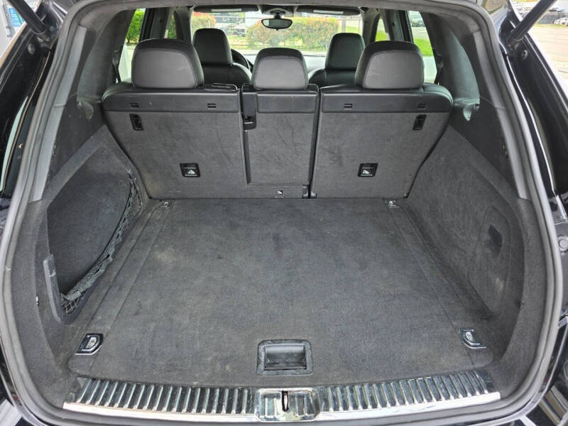 2014 Porsche Cayenne GTS