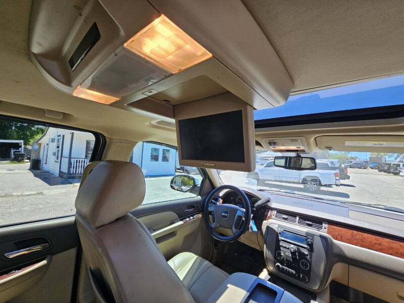 2014 GMC Yukon XL SLT