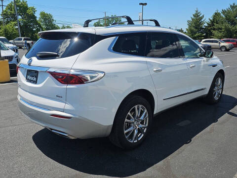 2023 Buick Enclave Premium