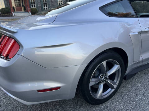 2015 Ford Mustang V6