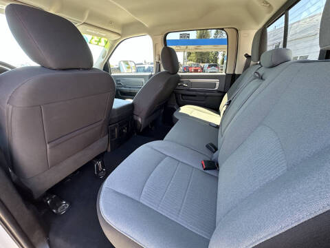 2023 RAM 1500 Classic SLT