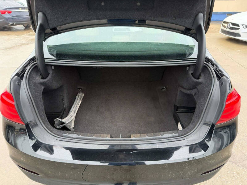 2018 BMW 3 Series 320i