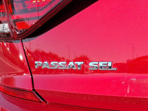 2018 Volkswagen Passat 2.0T SEL Premium
