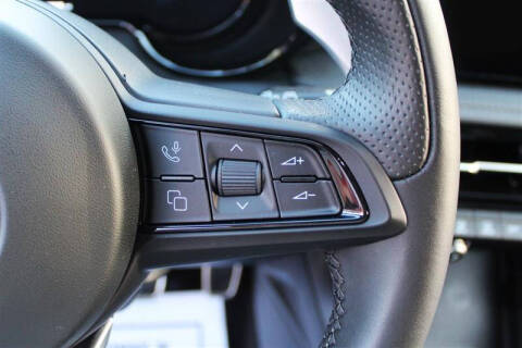 2024 Alfa Romeo Tonale Hybrid Veloce