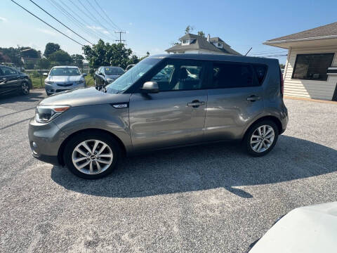 2018 Kia Soul +