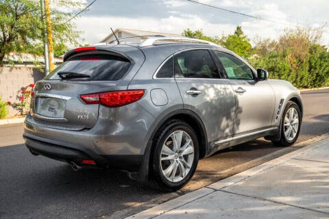 2012 Infiniti FX35