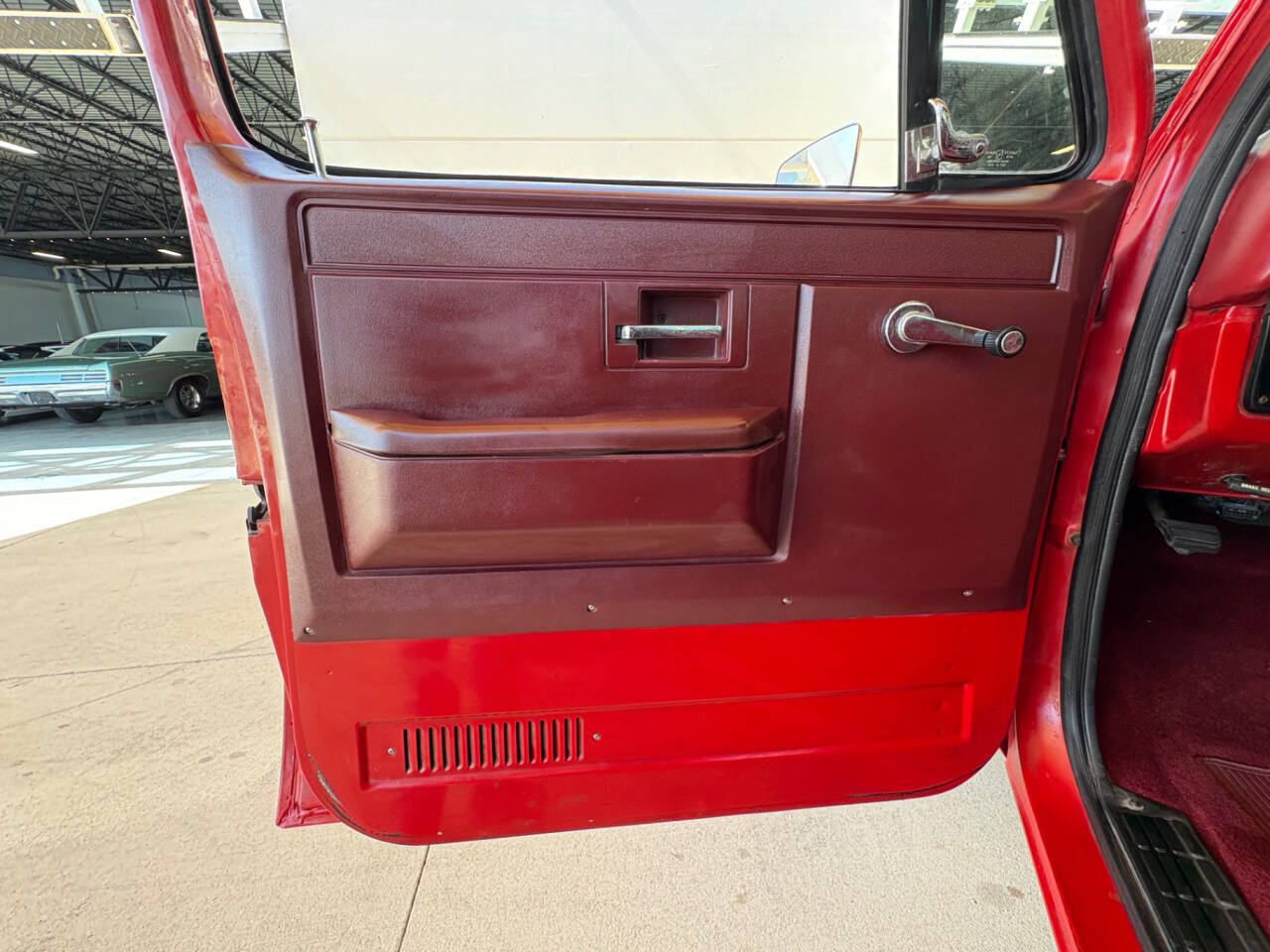 1987 Chevrolet R/V 10 Series 21