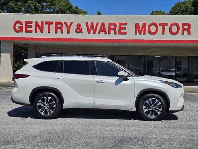 2020 Toyota Highlander for sale at Gentry & Ware Motor Co. in Opelika AL