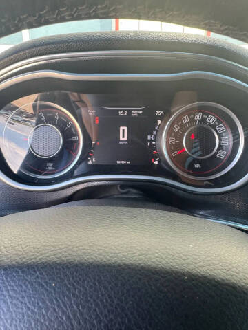 2015 Dodge Challenger SXT Plus