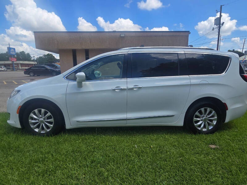 2018 Chrysler Pacifica Touring L