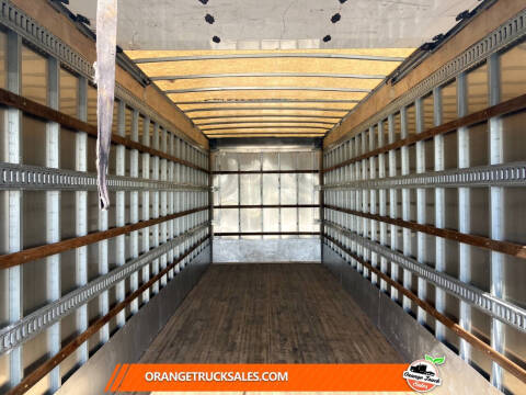 2017 Freightliner M2 106