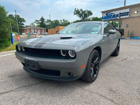 2018 Dodge Challenger SXT Plus