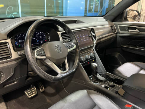 2020 Volkswagen Atlas Cross Sport V6 SEL R-Line 4Motion