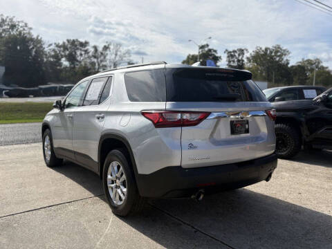 2020 Chevrolet Traverse LT Cloth