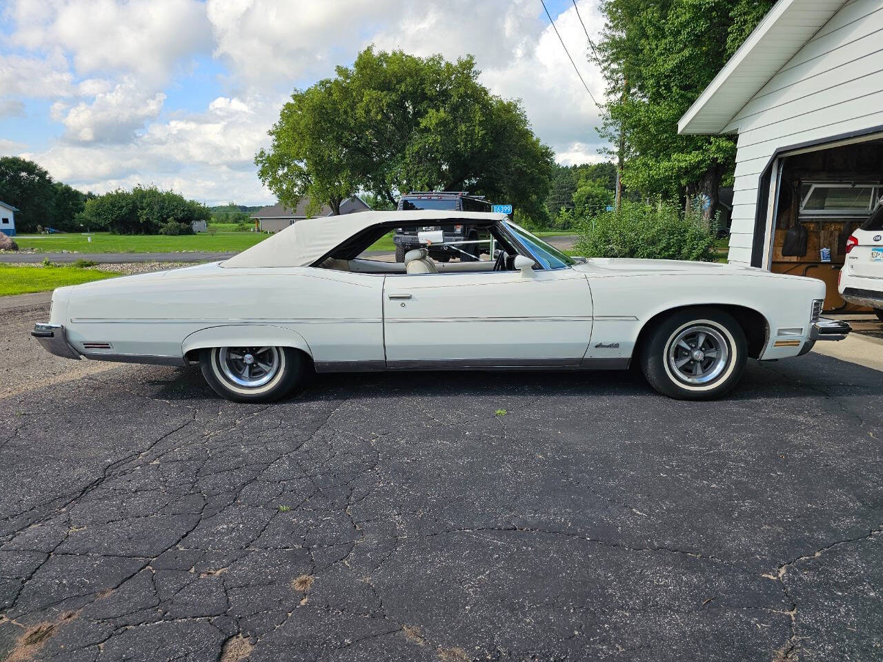 1973 Pontiac Grand Ville 135