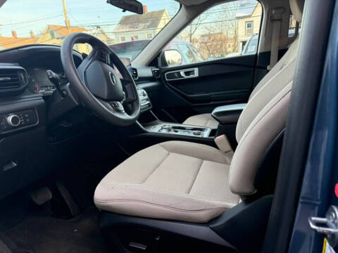 2020 Ford Explorer
