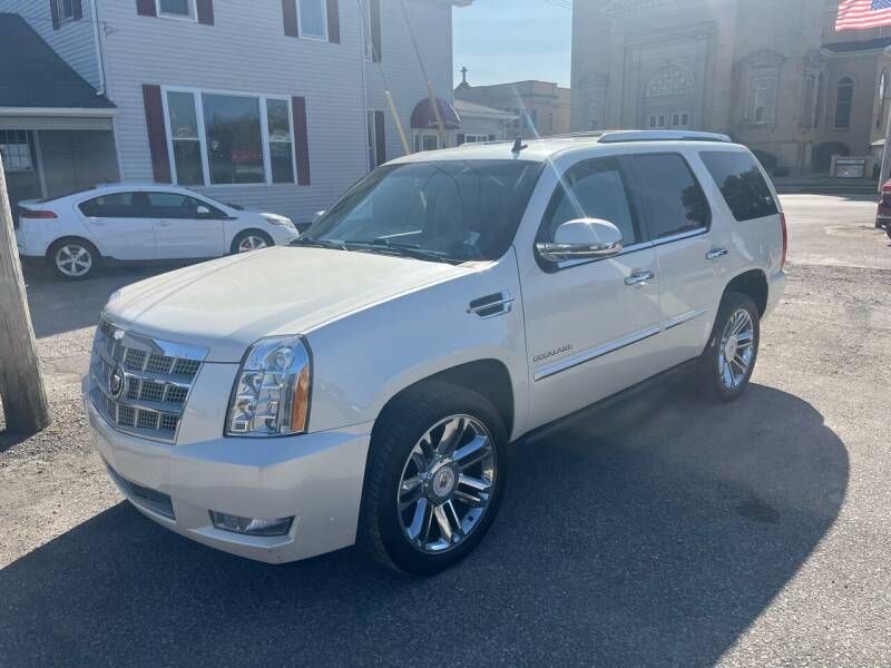 2012 Cadillac Escalade for sale at Kramer Motor Co INC in Shelbyville IN