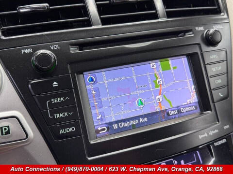 2013 Toyota Prius v Three