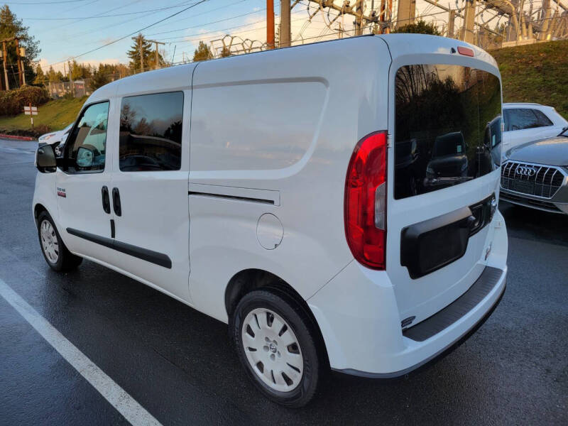 2019 RAM Promaster City SLT photo 5