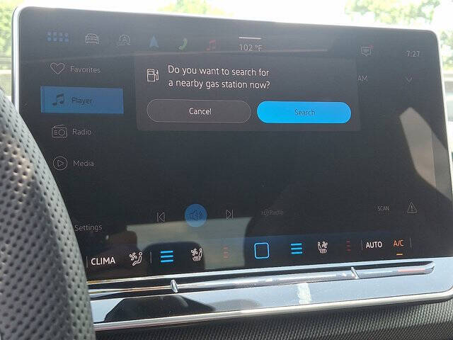 2025 Volkswagen Golf GTI SE