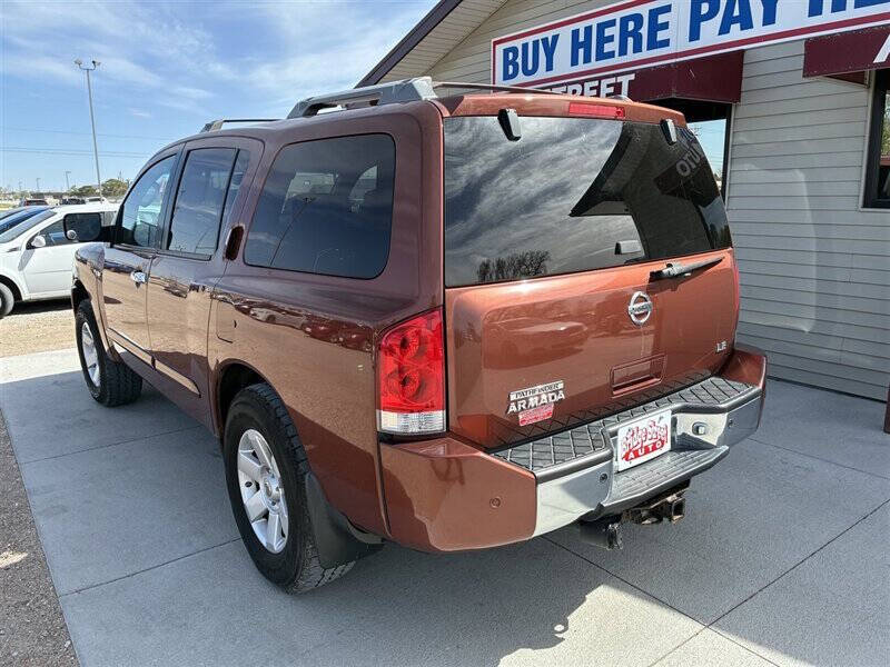 2004 Nissan Armada SE