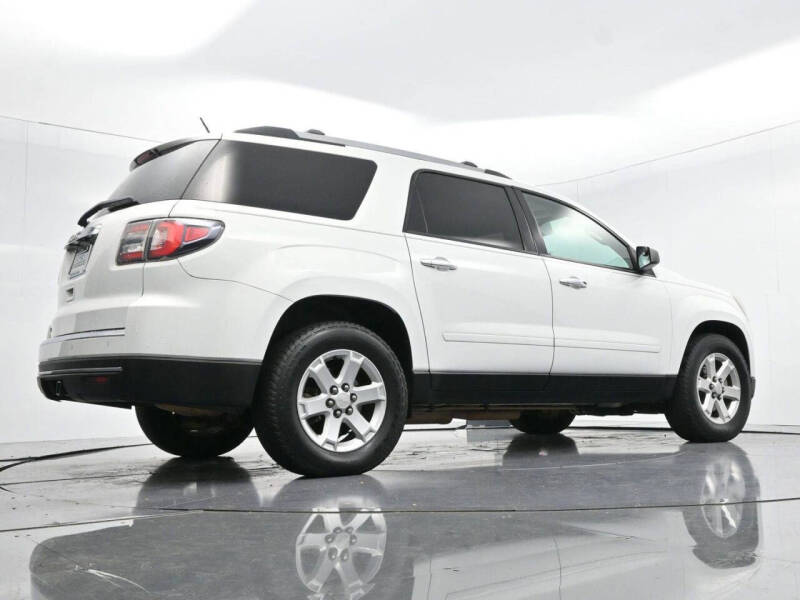 2016 GMC Acadia SLE-2